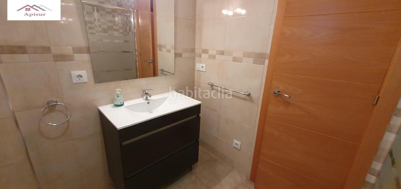 Foto dce72f09-8f3d-4527-87f0-88fbc54ff0f3. Miete etagenwohnung in Peñamefecit - Avda Barcelona Jaén