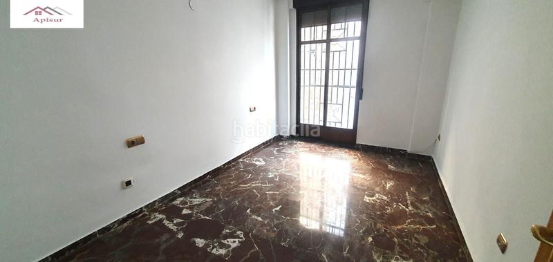 Foto 44c61deb-5634-4a58-953d-dc1874e325b0. Miete etagenwohnung mit heizung in Ctra. Circunvalación - La Magdalena Jaén