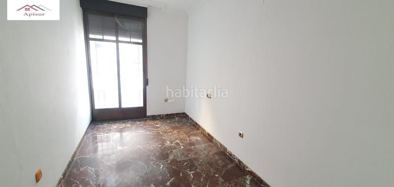 Foto eda077b6-157d-44c1-b3ae-9c6464c77b88. Rent flat with heating in Ctra. Circunvalación - La Magdalena Jaén