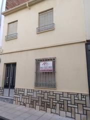 Casa a Torre del Campo. Se vende casa zona parque