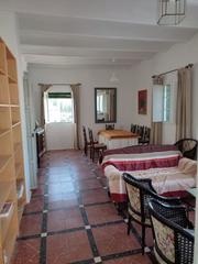Appartamento in Arcos de la Frontera. Piso en venta en barrio bajo, 3 dormitorios.