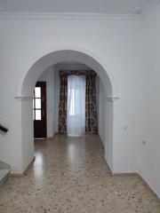 Casa a Arcos de la Frontera. Casa en venta en casco antiguo, 3 dormitorios.