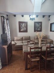 Casa en Arcos de la Frontera. Casa en venta en casco antiguo, 4 dormitorios.