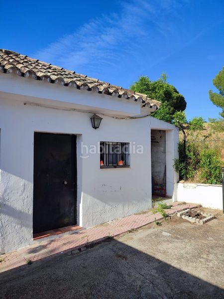 Foto ffcf192c-6c58-459d-89ec-4a136a0b705d. Masia a Arcos de la Frontera