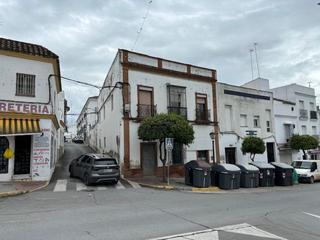 Casa en Arcos de la Frontera. Casa en venta en barrio bajo.