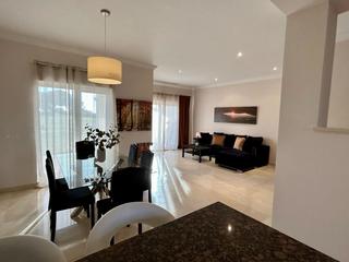 Casa adossada a Arcos de la Frontera. Adosado en venta en campo de golf, 2 dormitorios.