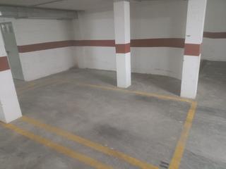 Aparcament cotxe en Arcos de la Frontera. Garaje en venta en el retiro.