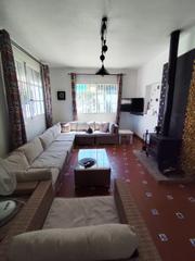 Chalet à Arcos de la Frontera. Chalet en venta en alrededores, 5 dormitorios.