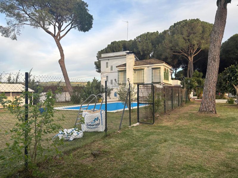 Foto 813a4dd6-e8bf-4968-a68f-f53f7e5db2c2. Masia a Arcos de la Frontera