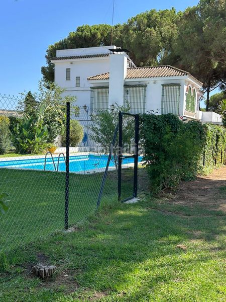 Foto a1466ab8-443d-4eea-9fcb-f349e1e48168. Masia a Arcos de la Frontera