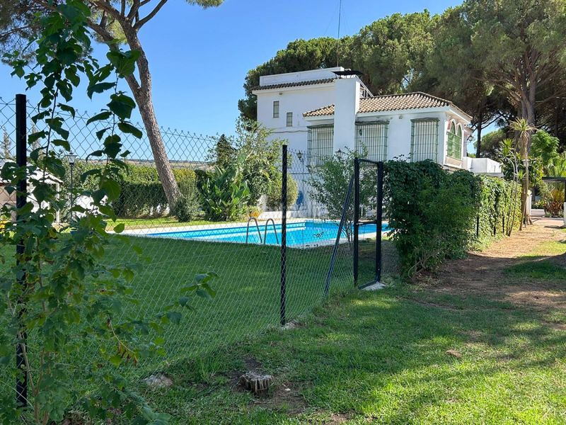 Foto ae7959ce-f0c2-4015-8306-605e0eded640. Masia a Arcos de la Frontera