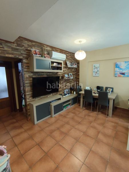 Foto a6d133cd-c669-42bf-9d9d-d67ea668e60e. Casa adossada amb aparcament a Arcos de la Frontera