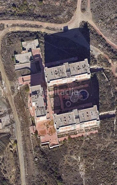 Foto eb09d144-ae80-44a2-aa1f-881b42870c81. Edificio  en venta en cobre. en La Granja - La Colina - Los Pastores Algeciras