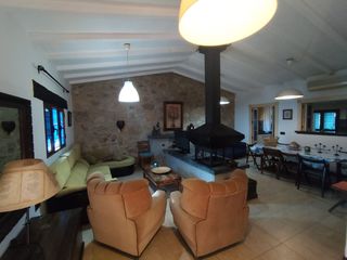 Casale  Don gil (carril juan candil). Casa de campo en venta en alrededores, 5 dormitorios.