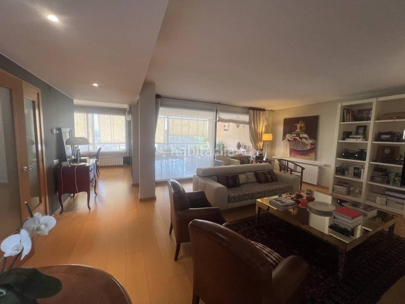Foto be833daf-c660-40eb-8179-90d1309611a3. Appartamento con riscaldamento parcheggio in Font Verda Granollers