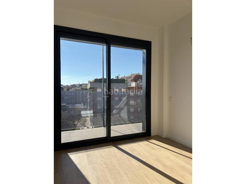 Foto 3f4f5f7e-eadd-4dc6-90a5-87b76eef5dae. Lloguer pis amb calefacció aparcament piscina a Centre Granollers