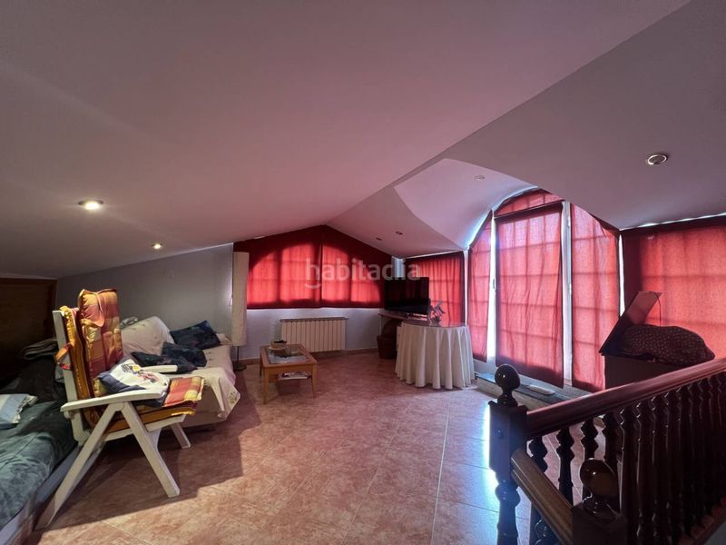 Foto 254da16a-006e-43b6-aa39-cc16c74f494a. Casa amb calefacció aparcament a Can bassa Granollers