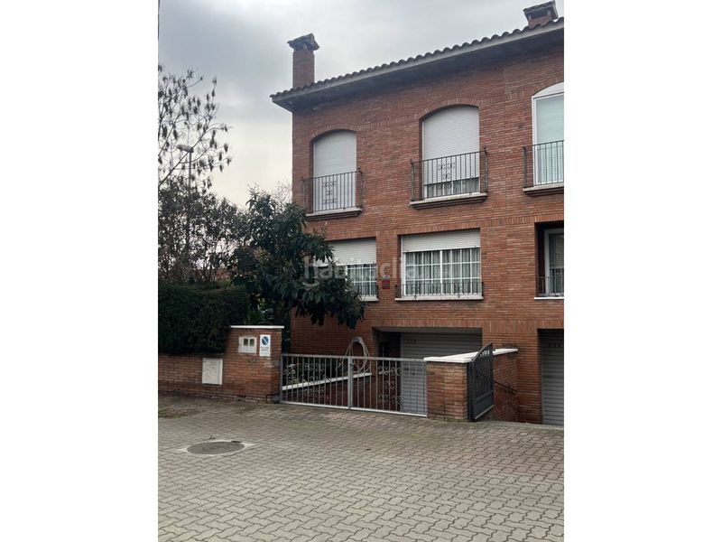 Foto 2ff20397-8b1e-4005-9c08-afde08393bce. Casa amb calefacció aparcament a Can bassa Granollers