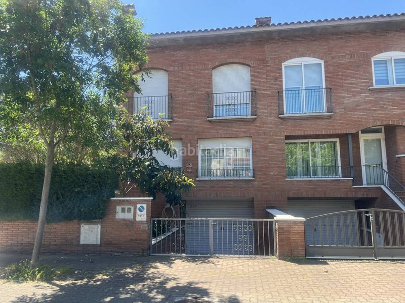 Foto 478e06a7-ad1c-43f5-bfba-e3807d9ea217. Casa amb calefacció aparcament a Can bassa Granollers