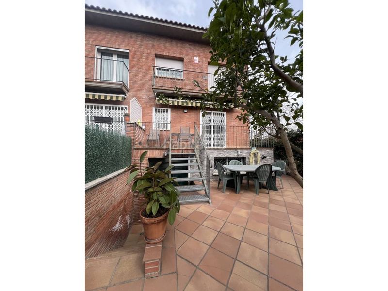 Foto c4f83b6d-ca4b-4ee2-ac35-7b71d39b85a3. Casa amb calefacció aparcament a Can bassa Granollers