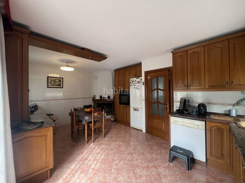 Foto f220634e-1267-4098-b165-33b8655d6c83. Casa amb calefacció aparcament a Can bassa Granollers