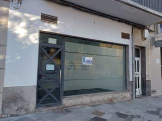 Affitto Locale commerciale in Calle regimiento tetuan 3. Local comercial en alquiler en zona centrica de vall de uxo, ref