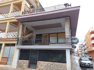 Casa a Carrer bona vista 9. Casa en venta en el centro de la playa de moncofa