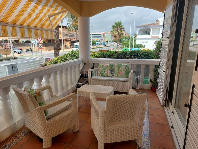 Foto 7a00afd5-7eff-423f-86ed-e6ebd8209c57. Casa adosada en avinguda científic avel·li corm 21 adosado esquinero de 5 dormitorios en cami la mar en Moncofa