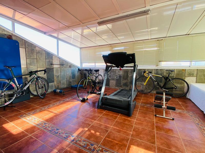 Foto e10b8b42-1cf1-401f-824b-4cfd11c43634. Casa adosada en carrer orpesa 98 ocasion. casa adosada esquinera en venta en la playa con 5 dormitorios en Moncofa