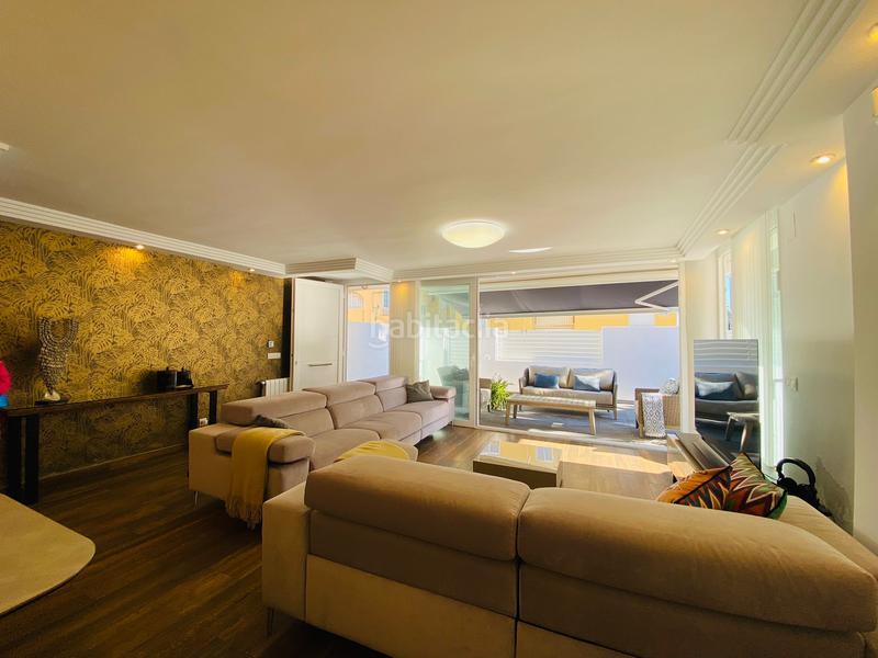 Foto ed2b7b2b-a591-4dc6-8a49-95b77cb811a1. Casa adosada en carrer orpesa 98 ocasion. casa adosada esquinera en venta en la playa con 5 dormitorios en Moncofa