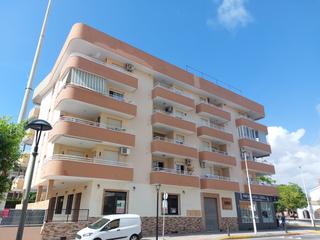 Apartament a Avinguda de l'ermita 1. Ocasion. apartamento de 2  dormitorio con piscina en la playa de
