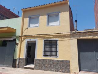 Casa a Carrer de sant antoni 12. Ocasion casa en moncofa centrica en dos plantas