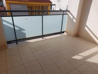 Apartamento en Carrer peruga 11. Ocasion apartamento de 2 dormitorios, cerca del mar, en la playa