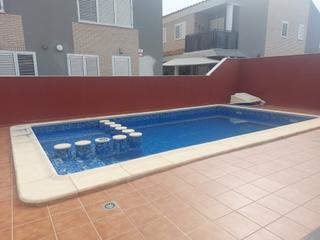 Casa adossada  Calle proyecto 7. Ocasión. casa adosada con piscina de 3 dormitorios en el cami la Casa adossada  Calle proyecto 7. Ocasión. casa adosada con piscina de 3 dormitorios en el cami la