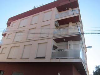 Pis a Carrer de colom 52. Ocasion. piso en moncofa pueblo de 3 dormitorios y 2 baños.