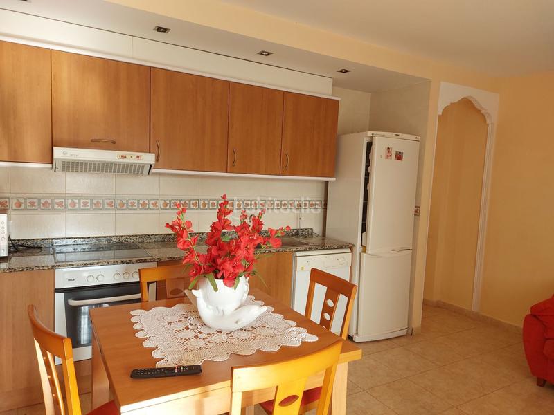 Foto 87c39eb4-89c0-4ee8-9100-b91c77cedf6d. Apartamento en carrer benicàssim 20 apartamento en la playa , cerca del mar de 3 dormitorios en Moncofa