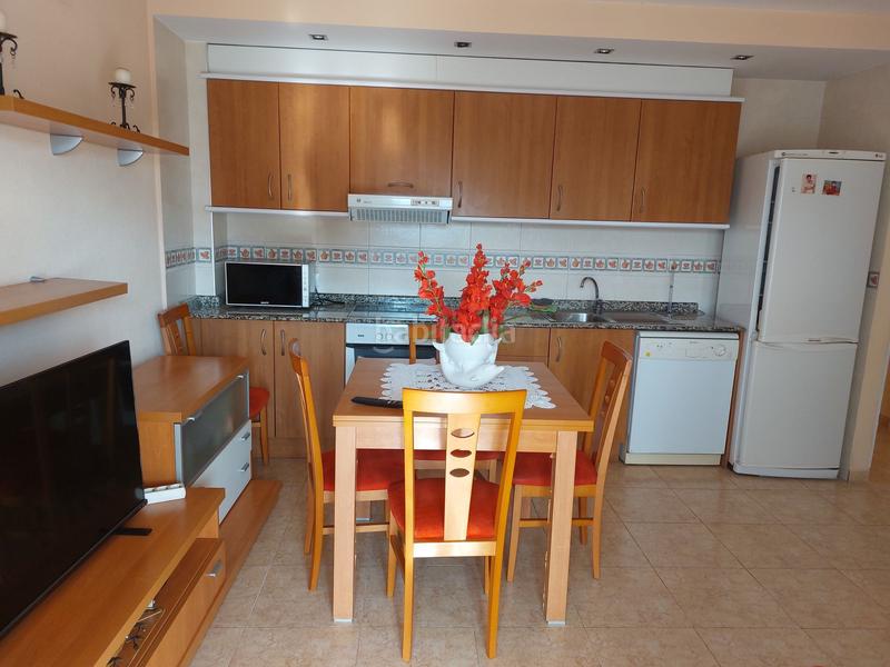 Foto 9e9ae22b-6b0e-4c21-bfbd-0ce150318caa. Apartamento en carrer benicàssim 20 apartamento en la playa , cerca del mar de 3 dormitorios en Moncofa