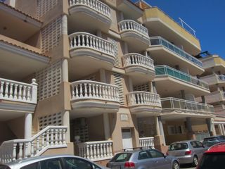 Appartement à Carrer filipinas 23. Ocasion apartamento de 2 dormitorios en la playa de moncofa