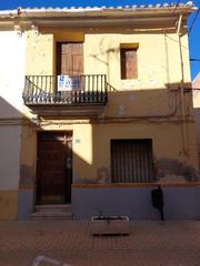 Maison en Carrer major 21. Ocasion casa centrica en moncofa pueblo en venta para reformar