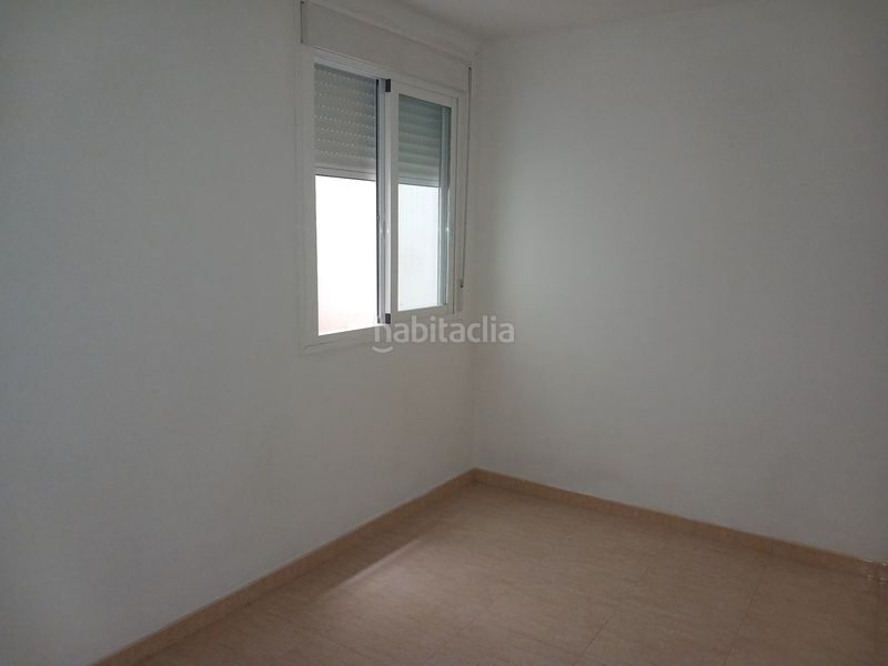 Foto e4fb57f5-53a9-488e-8cf3-ff2e2f07a3eb. Apartament a carrer isaac peral 45 a Moncófar Playa Moncofa