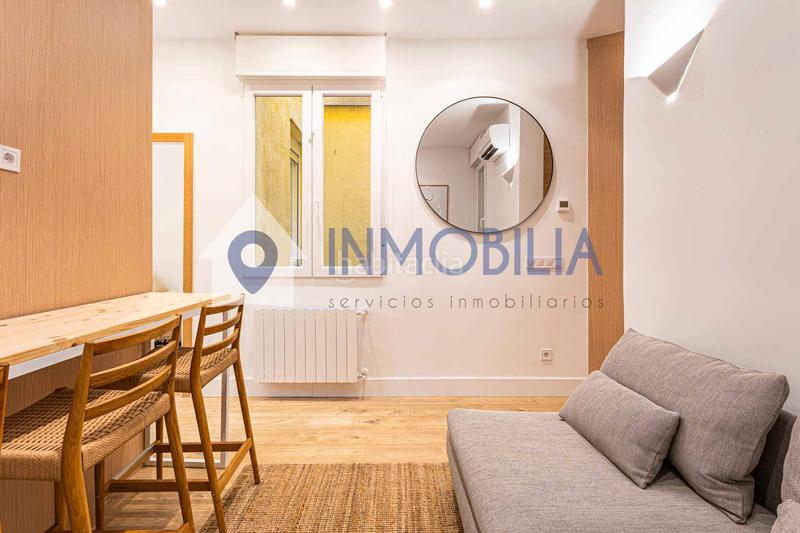 Foto ee6cd348-e7bf-4e47-acd6-cfd03ed686a8. Appartamento con riscaldamento in Cortes-Huertas Madrid
