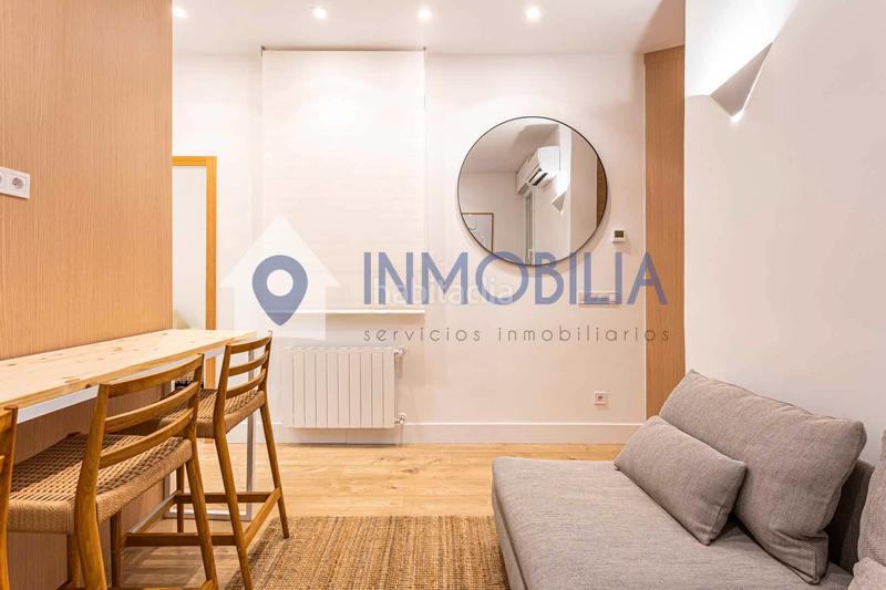 Foto ef0278bf-1f1d-4a8b-a39d-7cf890da6d17. Appartamento con riscaldamento in Cortes-Huertas Madrid