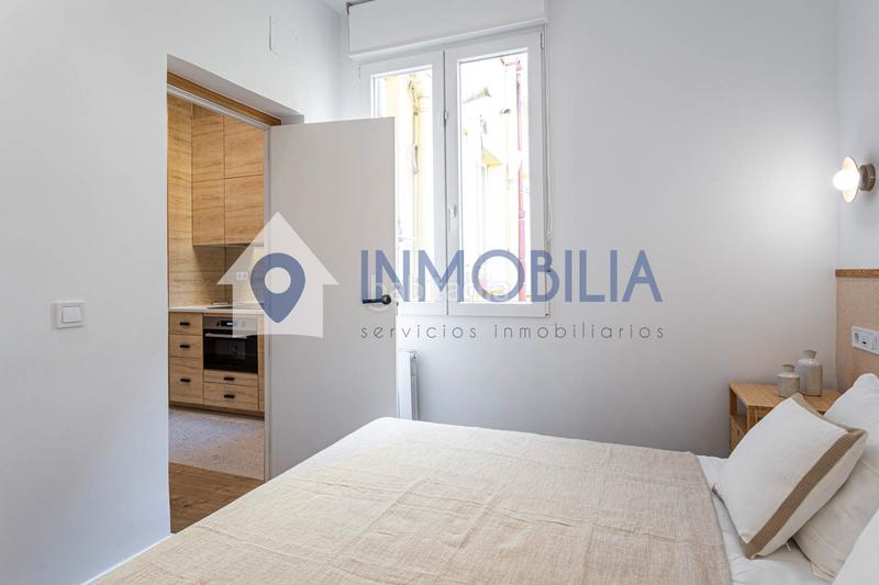 Foto dd22453e-b26f-4aa5-b2ae-36fa9a4dbf04. Etagenwohnung mit heizung in Cortes-Huertas Madrid