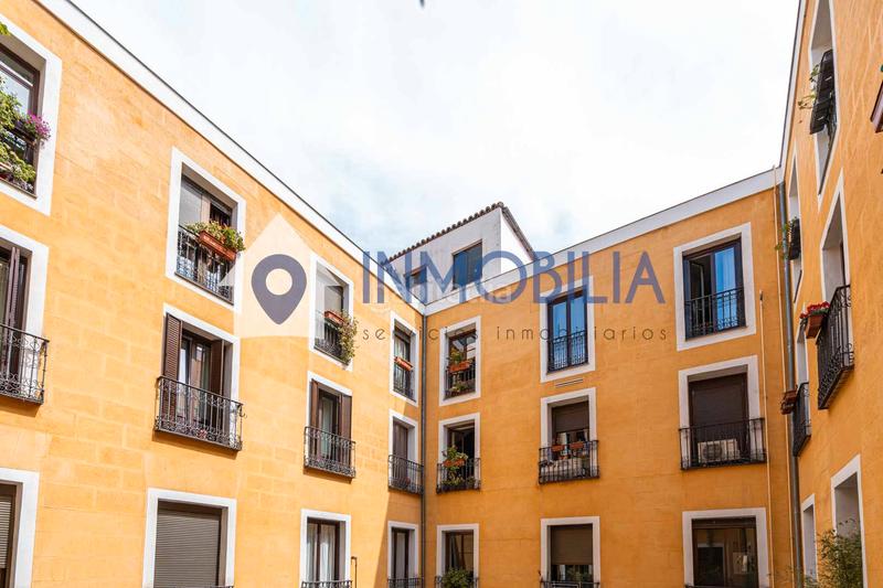 Foto 22340826-1230-4f94-a47a-c9b721a9ba46. Pis amb calefacció a Embajadores-Lavapiés Madrid