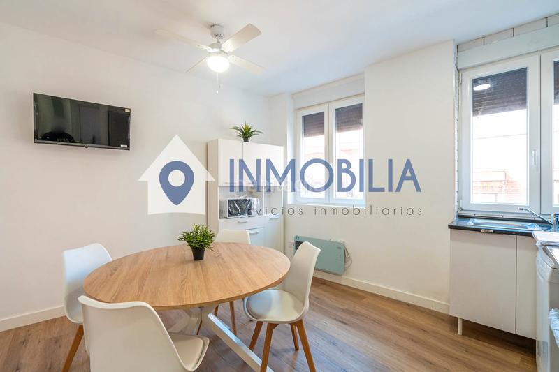 Foto d461f4ad-2788-4a97-8bdf-ccf32b553ee6. Etagenwohnung mit heizung in Valdeacederas Madrid