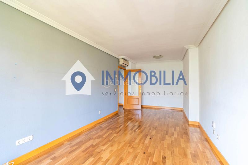 Foto 964c36aa-5e90-4ca1-9ba3-0ca9a6f328f1. Flat with heating pool in Corralejos-Campo de las Naciones Madrid