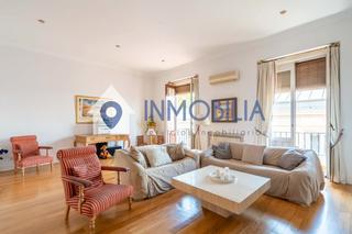 Flat  Calle del reloj