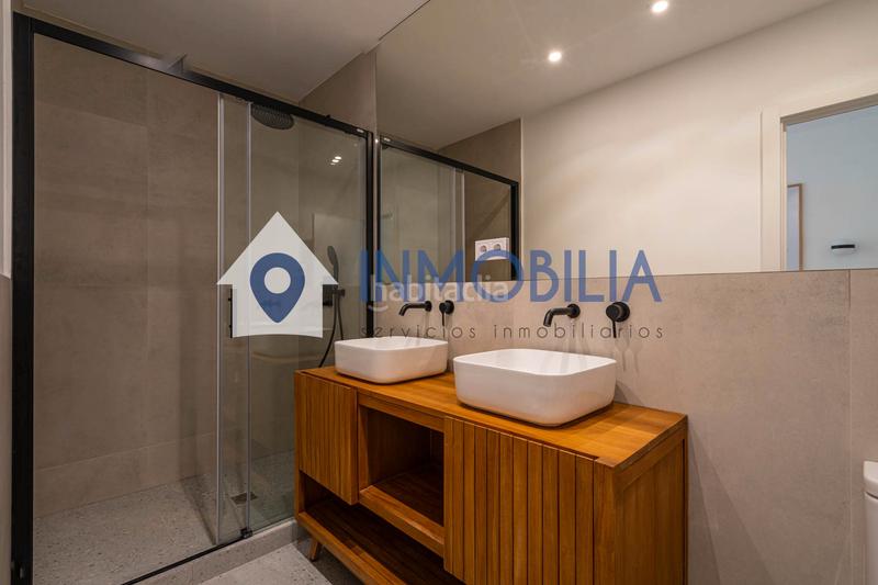 Foto f84f3540-bc0e-4053-8236-5fa7c9e43d4f. Appartamento con riscaldamento in Cortes-Huertas Madrid