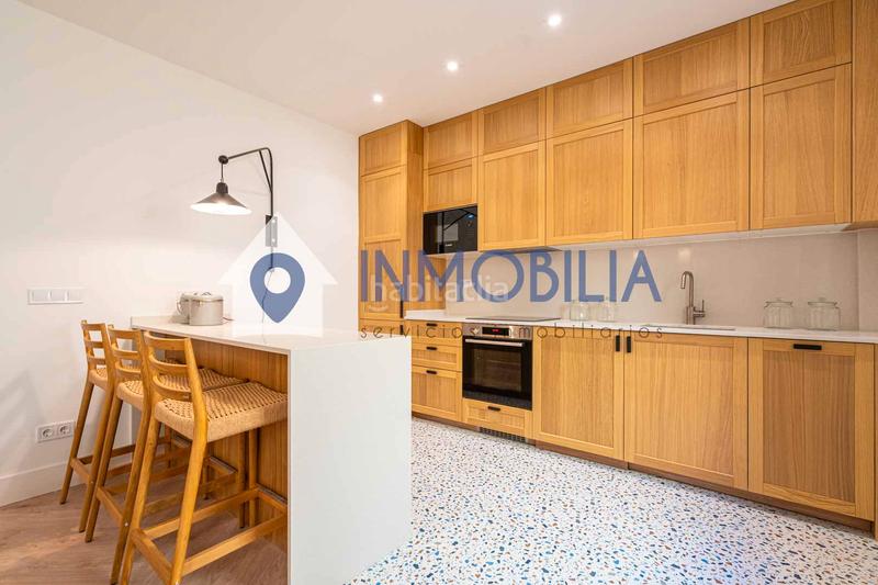 Foto f324a70d-c09c-45cf-9c53-1f83e2e0cb59. Etagenwohnung mit heizung in Cortes-Huertas Madrid