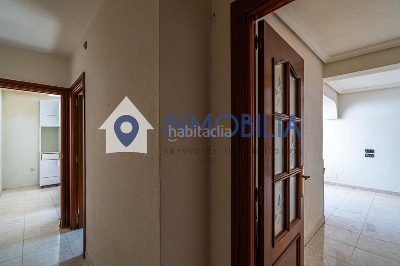 Foto cb78884c-8a03-46ef-bda3-371072bfdbc7. Etagenwohnung mit heizung in Salvador Madrid